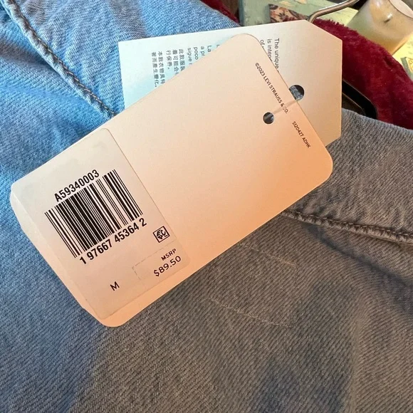 Levi's Light Blue Denim Jumpsuit NWT - Picture 9 of 10